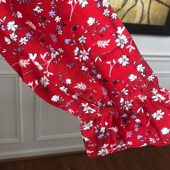 Sanctuary Farrah Floral Button Blouse Red NWOT S - Picture 4 of 10